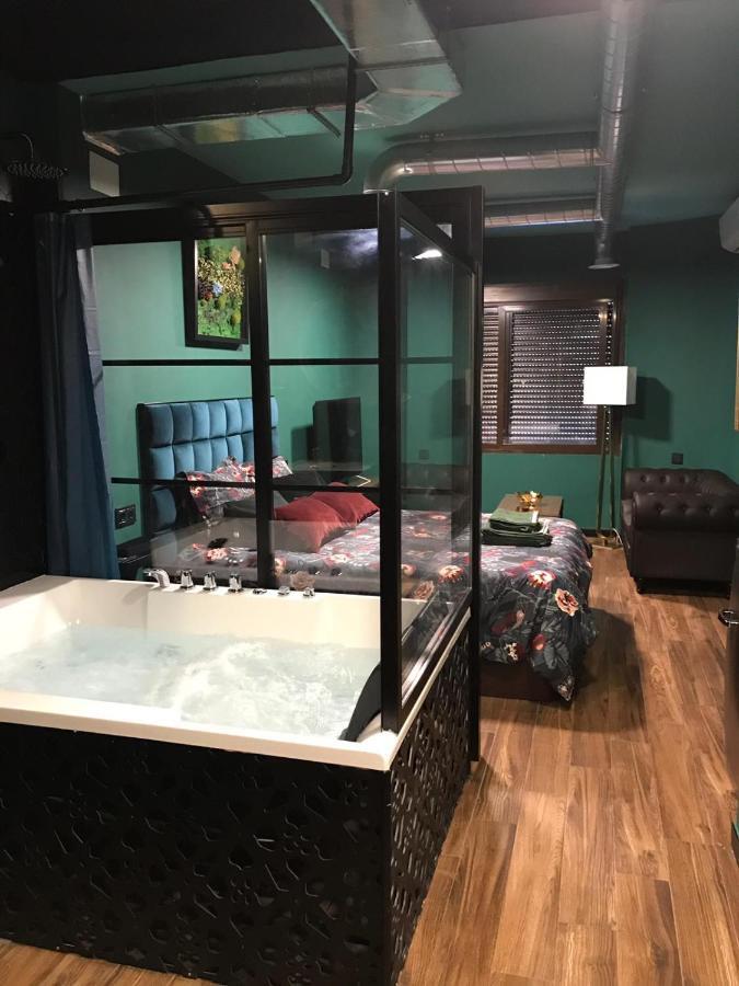 Sevilla Triana Jacuzzi Екстер'єр фото