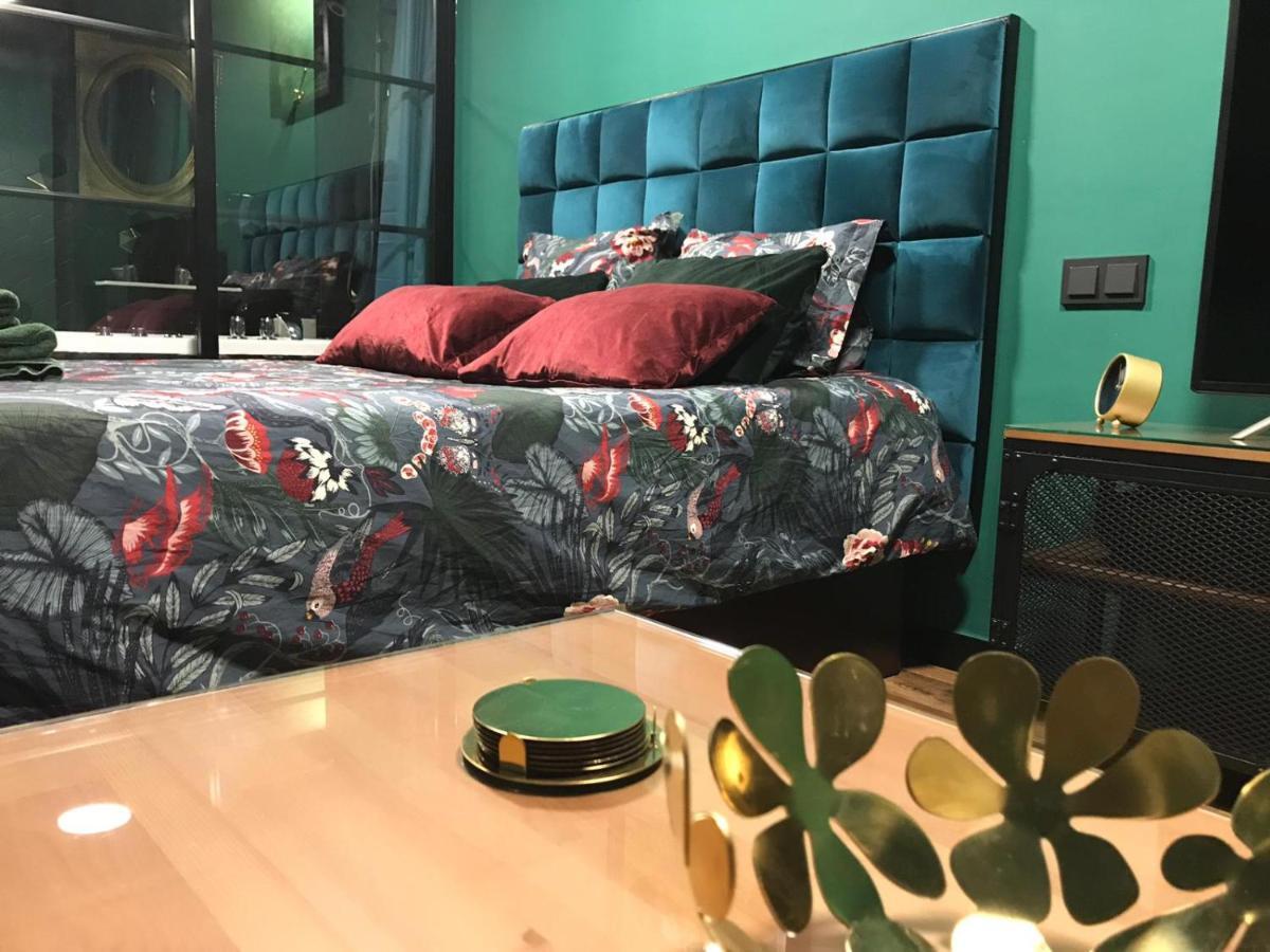 Sevilla Triana Jacuzzi Екстер'єр фото