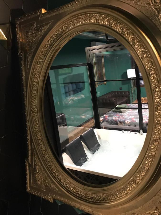 Sevilla Triana Jacuzzi Екстер'єр фото